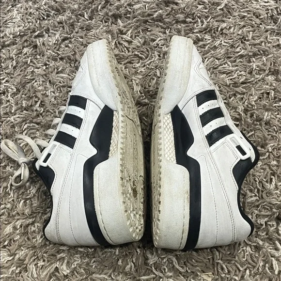 Adidas Men's White and black Sneakers size 11 - Picture 7 of 8